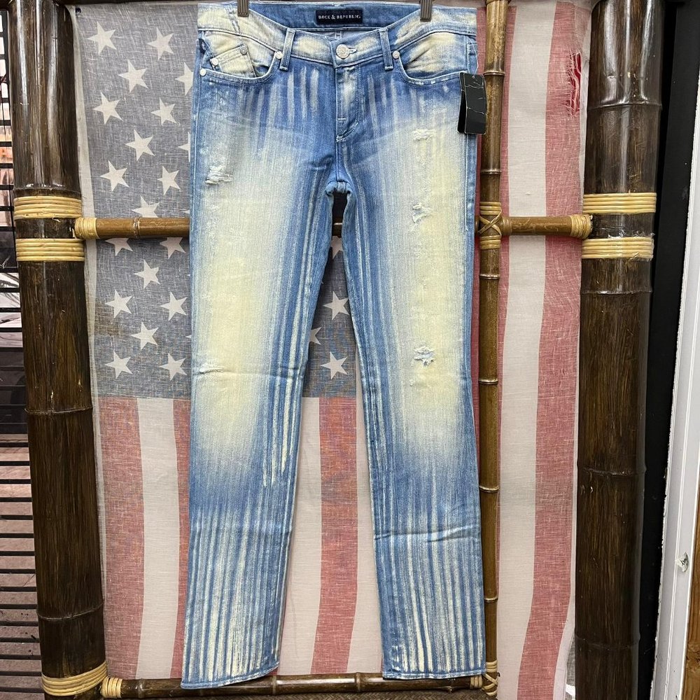 NWT Rock & Republic Women's 30 Blue Distressed Jeans Designer Denim Pants